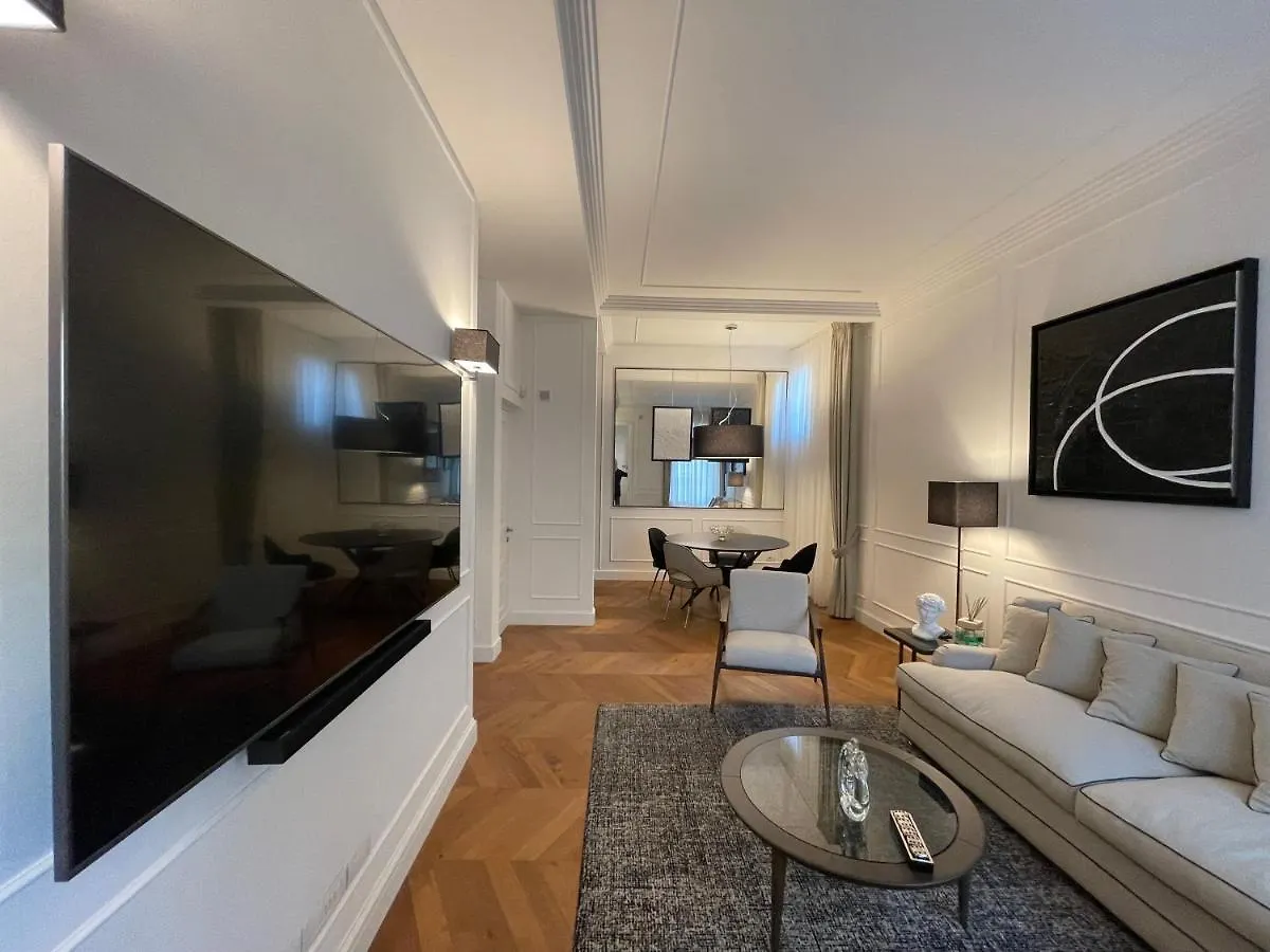 Calzaiuoli3 Luxury Flat In The City Center Of Florence