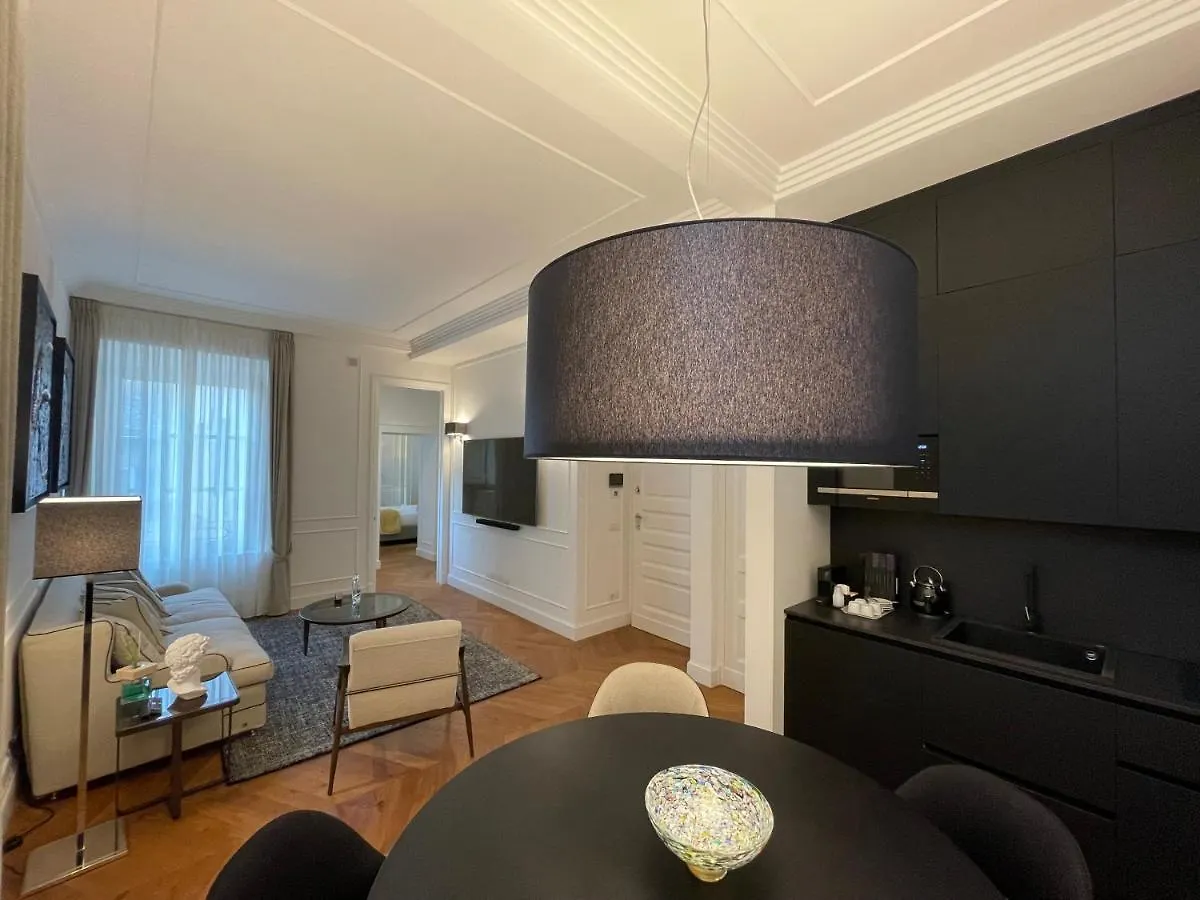 Apartment Calzaiuoli3 Luxury Flat In The City Center Of Florence Italy